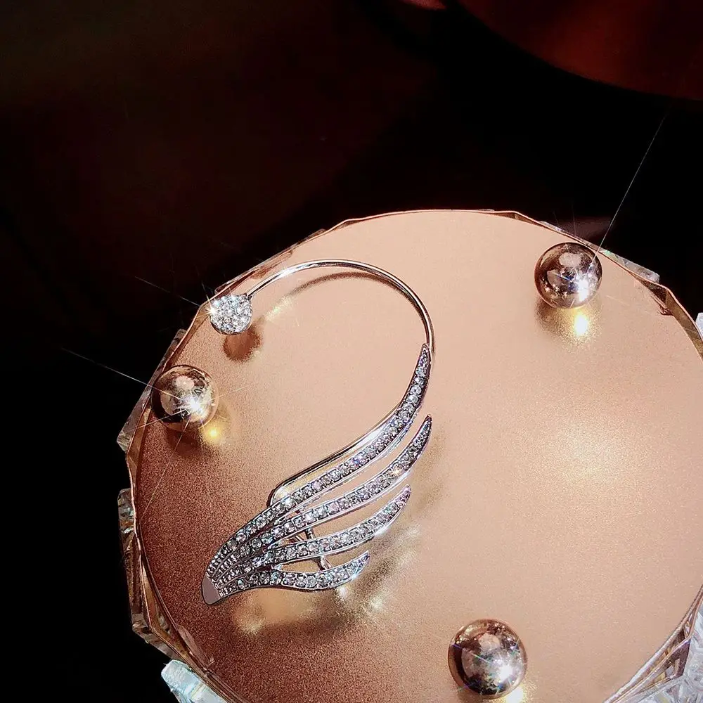 Rhinestone  Wings Ear Clip Super Fairy Women Earrings Clip Elegant Temperaments Ear Jewelry For Women Party Jewelry Gifts