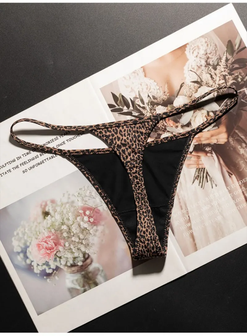 printed panty detail with low rise fit