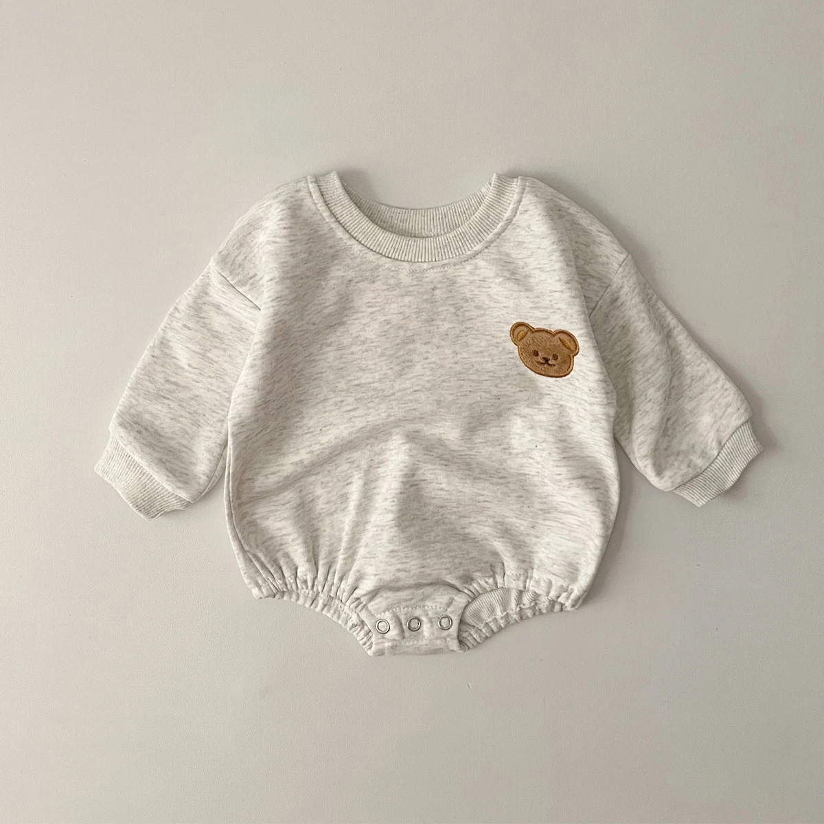 

Детское боди с длинным рукавом, с вышивкой и мультяшным медведем