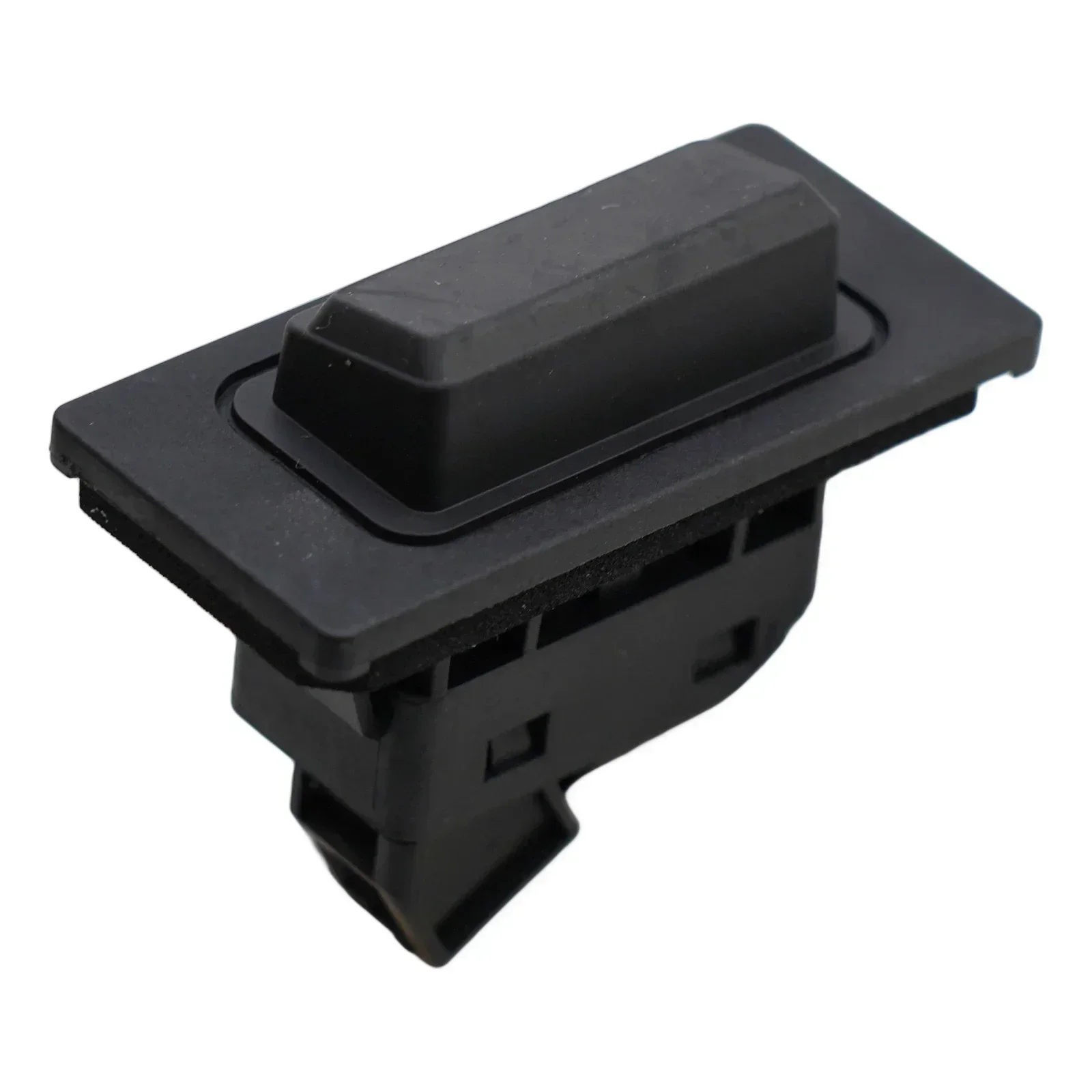 For Mazda 3 Hatchback for mazda 6 Atez 2014- Car Trunk Switch Lock Start Switch Tailgate Open Button GHK1-56-8D0 GHK1568D0