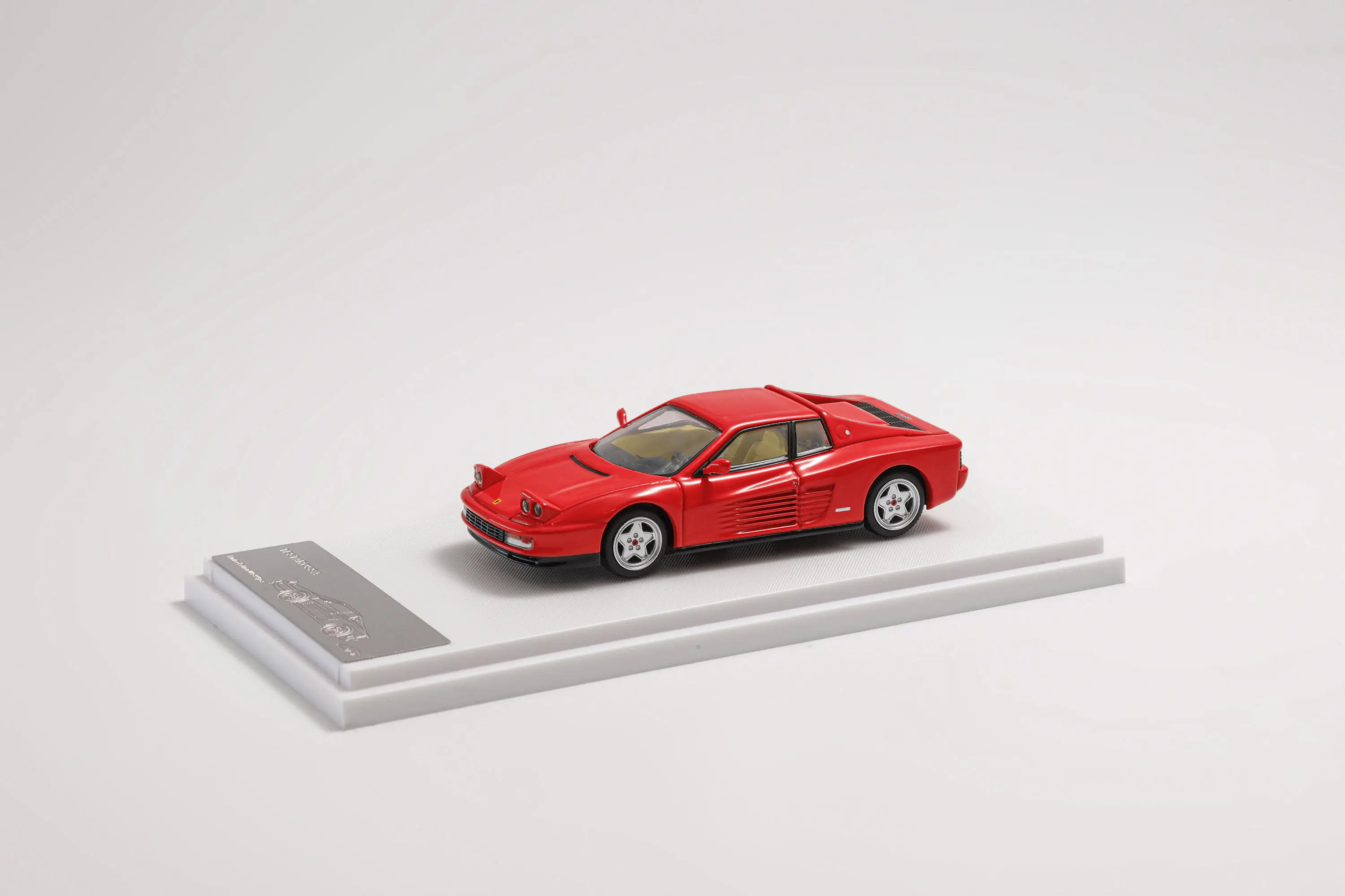 XF 1:64 Testarossa Diecast Model Car 3