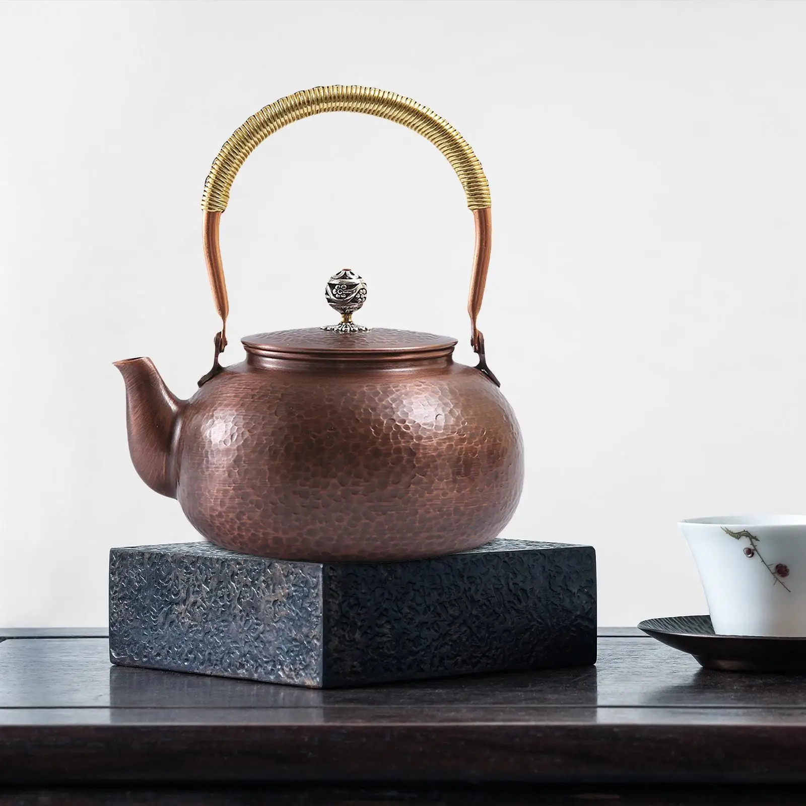 

ЛАТУННЫЙ ЧАЙНИК 1,2 л, прочный чайник с изолированной ручкой для чая, свистящий чайник кунг-фу, чайник для пикника, отеля, дома, походов, чайного домика