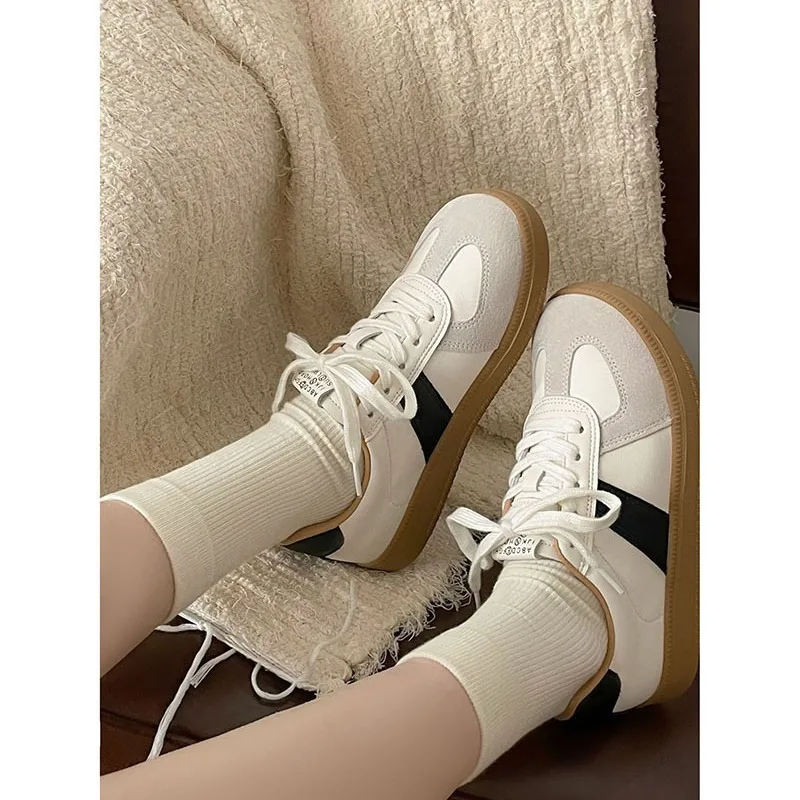 Round Toe Fashion Women Casual Shoes for Spring 2024 Thick Soled Height Women Shoes Leather Pleated Lace-up Board Shoes 24-203