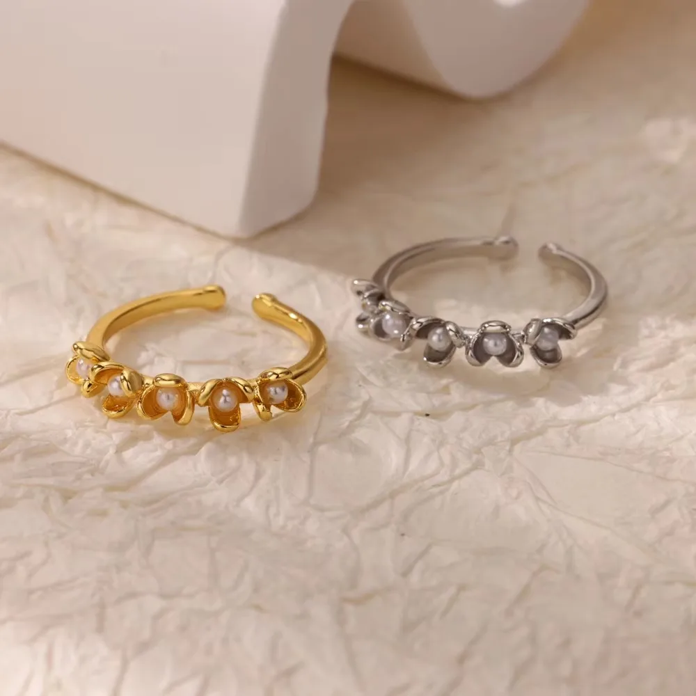 Stainless Steel Cubic Zirconia Flower Adjustable Ring for Women