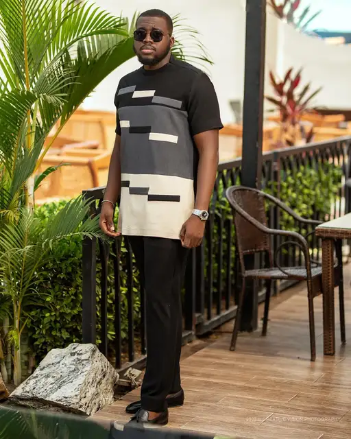 Tobi Short Sleeve Dashiki Outfit