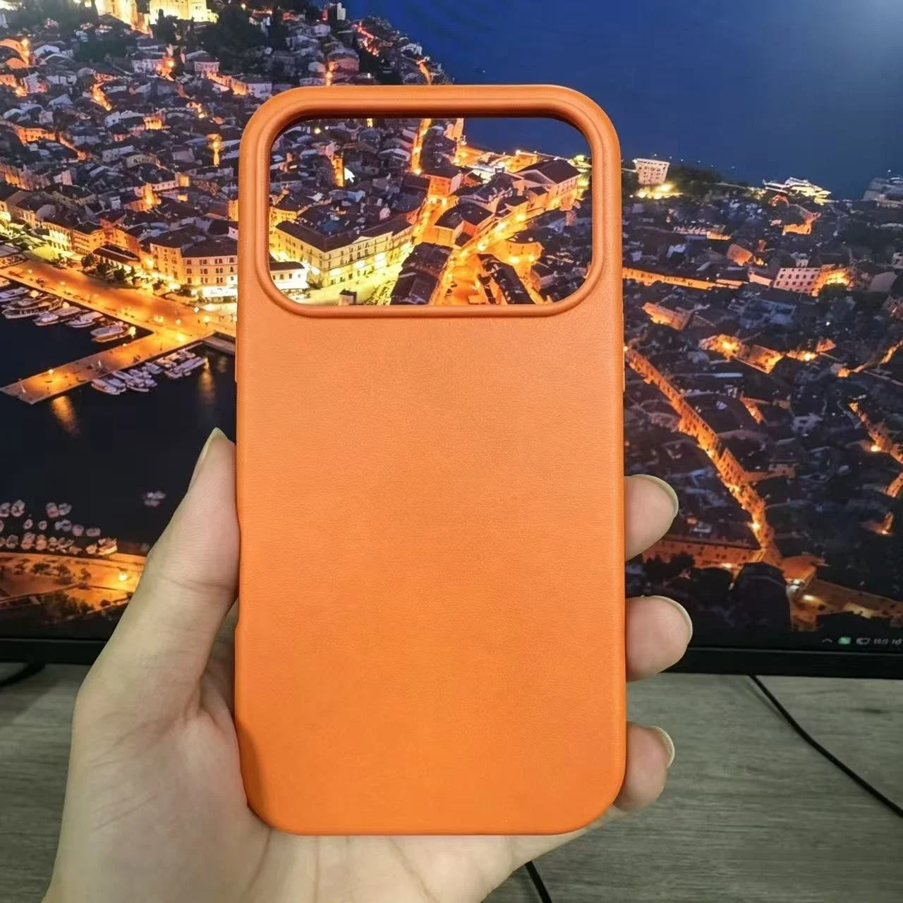 iPhone 17 Pro / 17 Pro Max용 가죽 자석식 휴대폰 케이스(독립적인 카메라 버튼 포함) 낙하 방지 충격 방지 커버