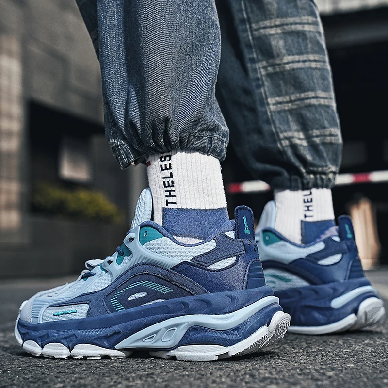 New Running Shoes Men Women Running Footwears Outdoor Breathable Athletic Sneakers Size 39-44 Walking Footwears