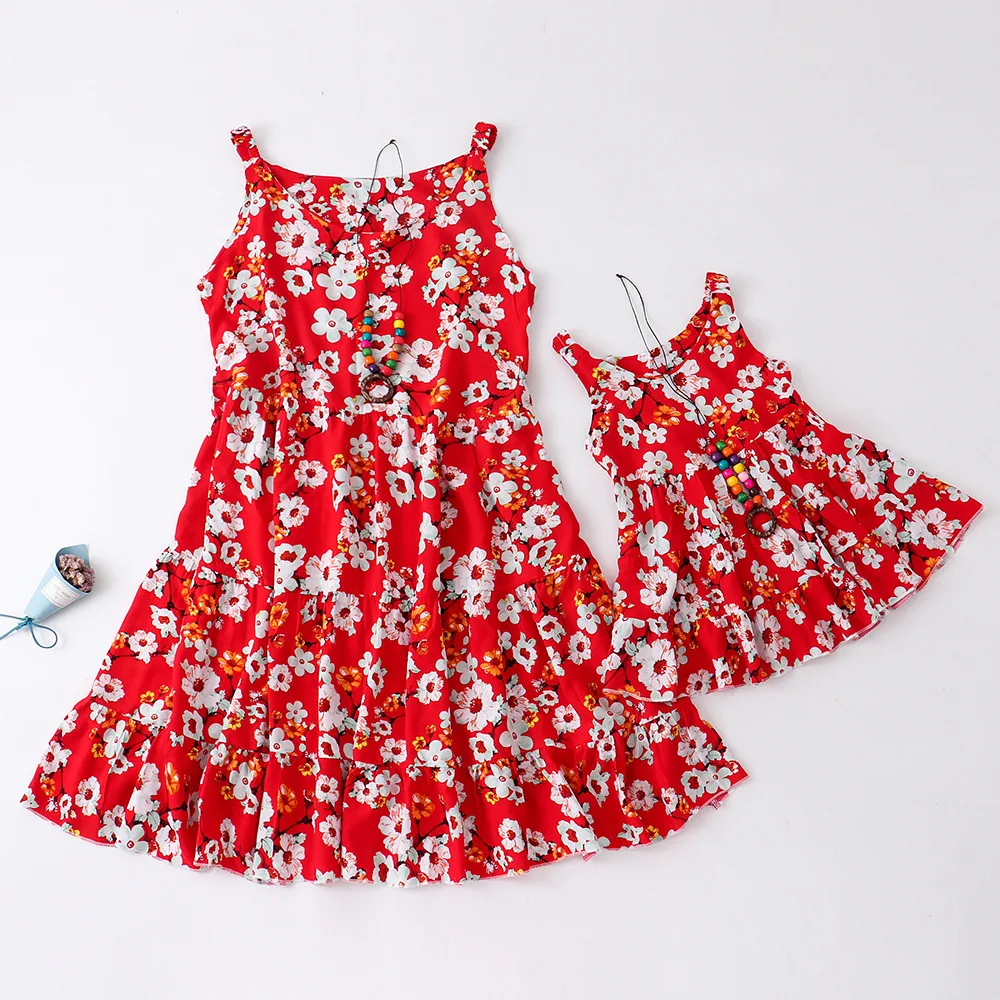 Mother Daughter Matching Dresses Family Look Mommy and Me Clothes 2023 Summer Women Girls Outfits Flower Printed Dress 4