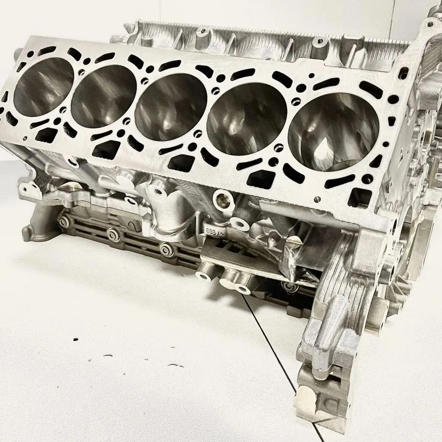 Рисунок 6 - Цилиндрический блок двигателя 5