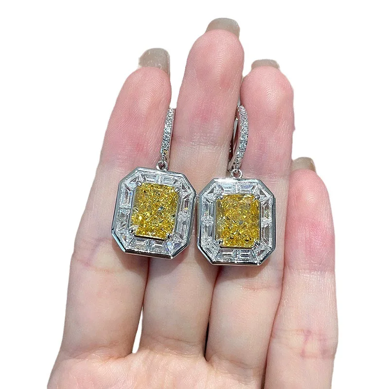 

S925 Silver Ear Nail 4ct Rectangular Colored Yellow Ice Flower Cut 8 * 10 High Carbon Diamond Earrings and Earrings Jewelry