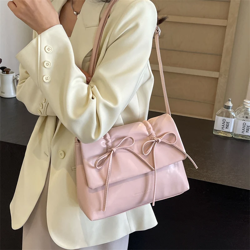 LEFTSIDE Bow Tie Design Silver Crossbody Bags for Women 2024 Y2K Fashion New Trend  Handbags Pu Leather Solid Color Shoulder Bag