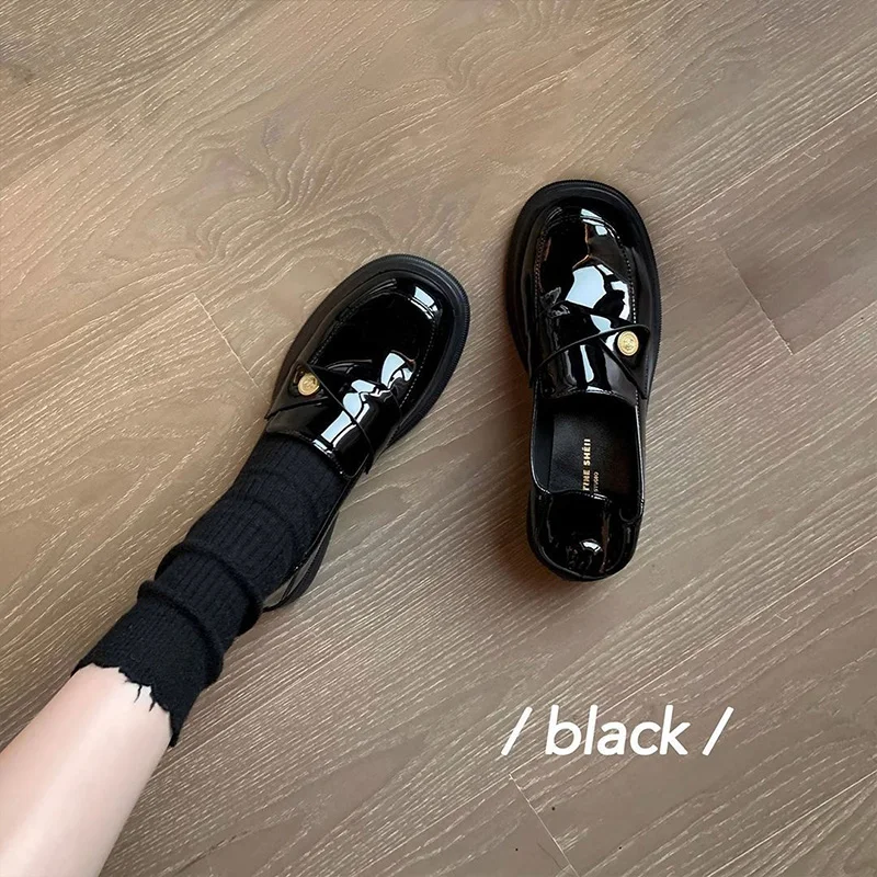 2024 New Women's Leather Shoes Designer Mirror Patent Leather De Trainers Outdoor Cute Lolita Style Thick Water Platform Shoes