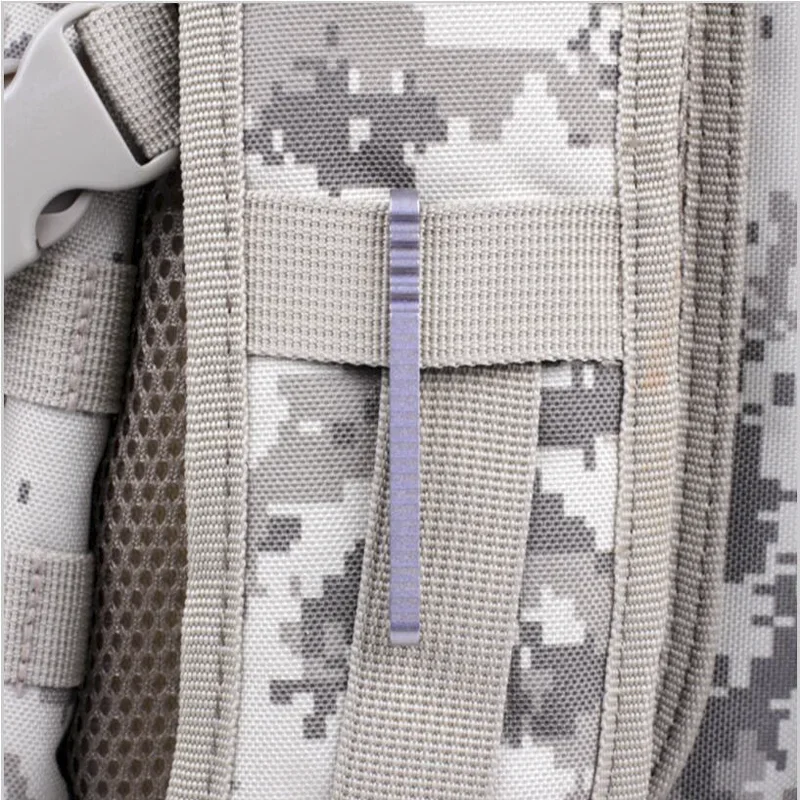 Titanium Alloy EDC Keychain Carabiner Hook Clip Quick Release Buckle Hanging Buckle Pocket Clip key chain clip,keychain carabiner,keychain tool,tactical keychain