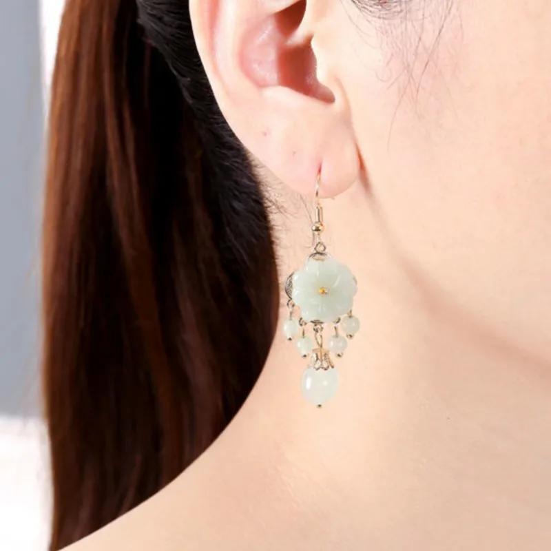 New Fashion Green Jade Marrow Flowers Tassel Drop Earrings for Women Ethnic Style Stud Earring Pretty Jewelry Gifts
