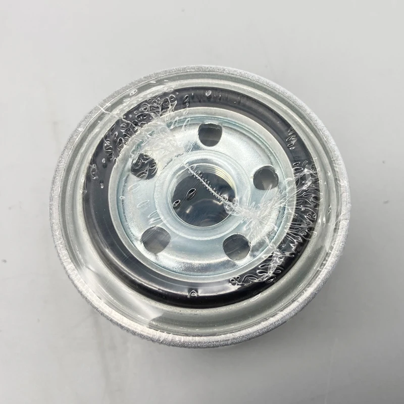 6667352 Oil filter element 6657635 Diesel filter element For Bobcats excavator Sweeper agricultural machinery