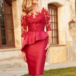 New Gorgeous Red Short Lace Mother of the Bride Dresses with 3/4 Sleeves Illusion Neck Wedding Party Dresses Knee Length