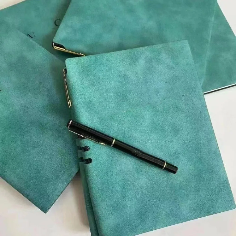 Stylish High-Aesthetic Green Retro Imitation Sheepskin Notebook Signature Pen Set Perfect Gift for the Discerning
