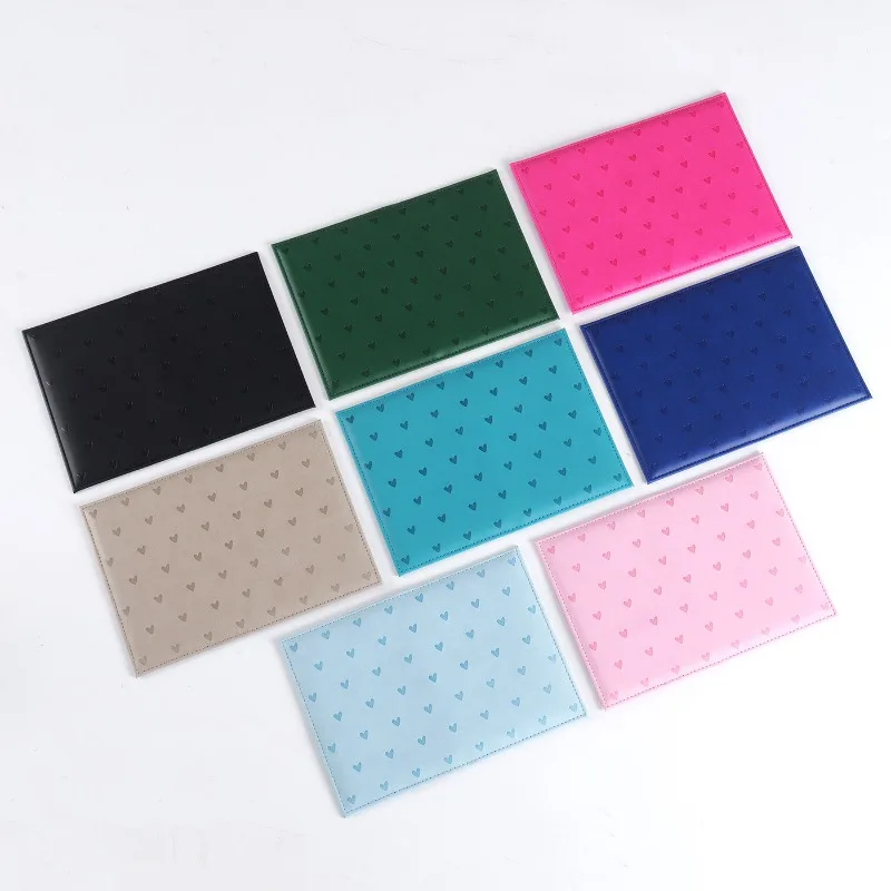 Chic Heart Print Passport Wallet – Stylish Leather Travel Accessory