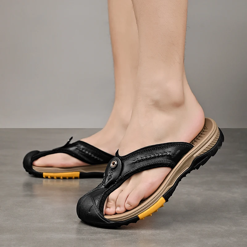 Fashion Sandals Summer Men's Flip Flops New Outdoor Toe Sandals Indoor Non Slip Casual Classic Leather Beach Slippers 38-46