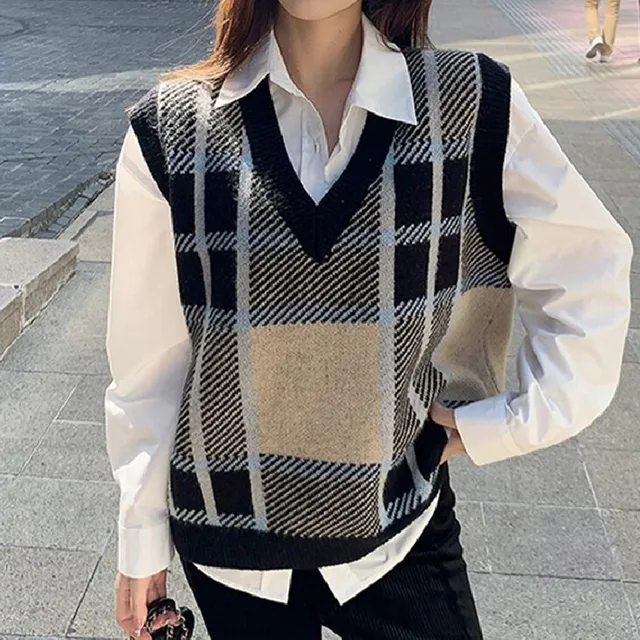 Hikigawa Korean Vintage Sweater Loose V-neck Knit Pullover Vest Y2k  Oversized Tank Top Print Sweaters Fall Fashion Cardigan - Sweater Vest -  AliExpress