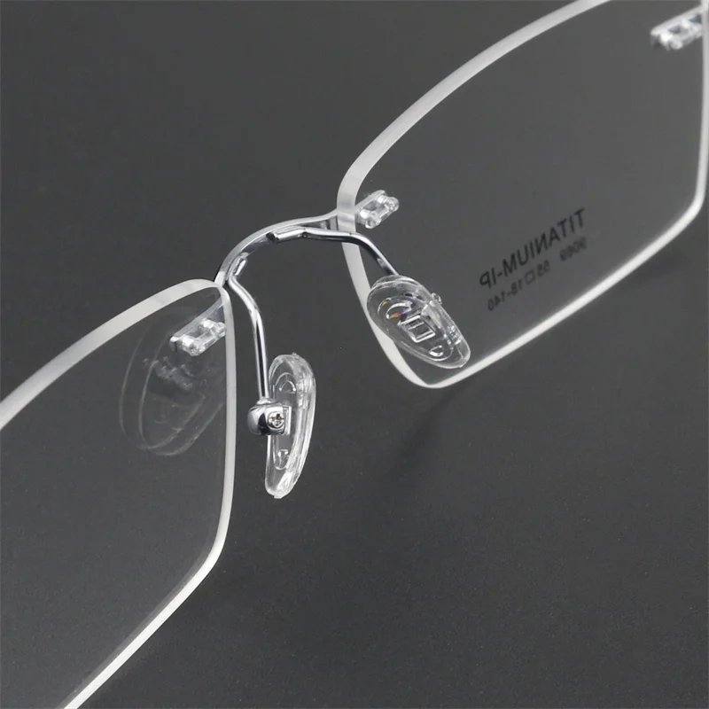 Eyeglasses image