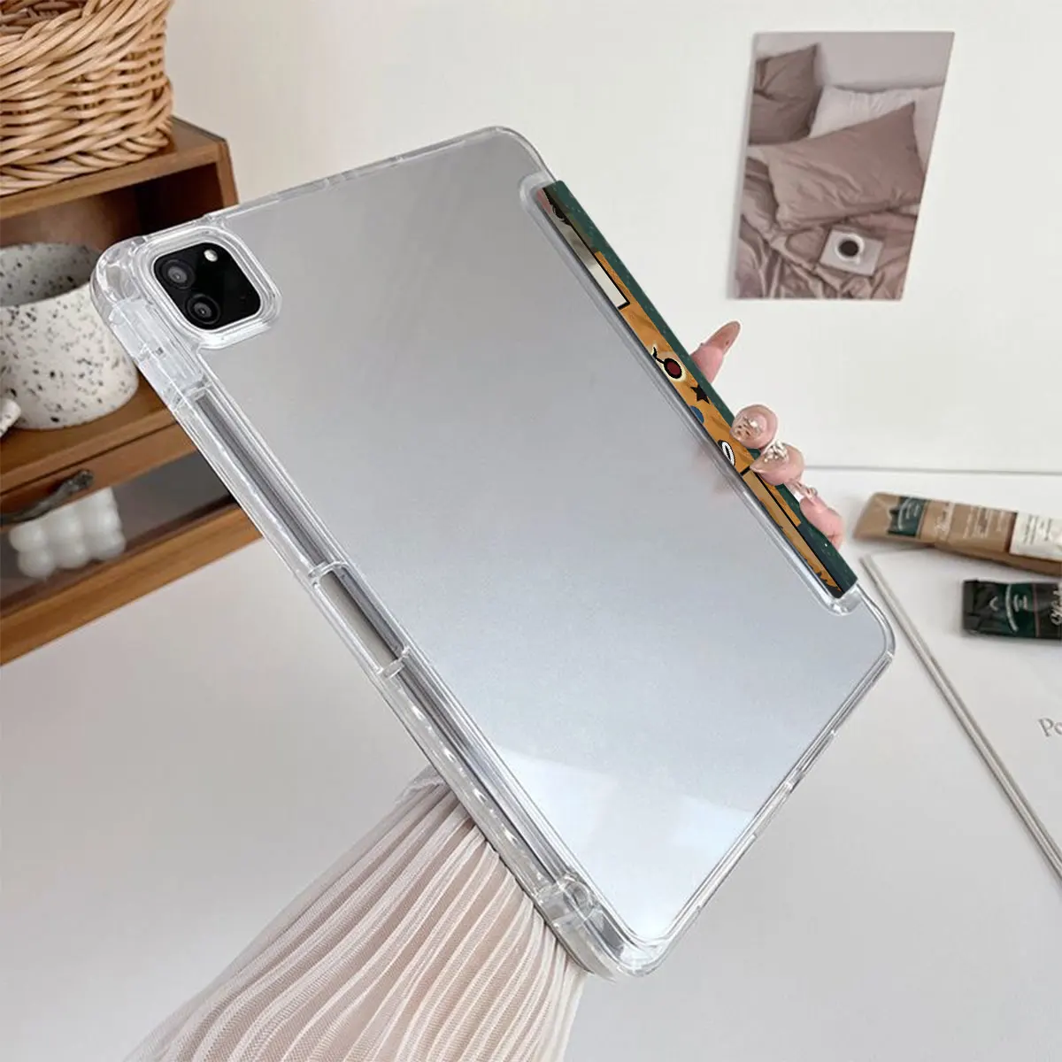 Universal Protective Tablet Case - Sleek and Durable Design
