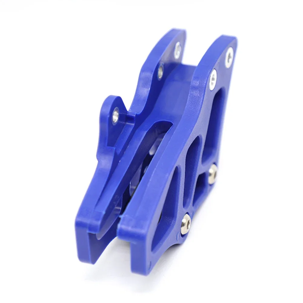 Рисунок 2 - Пластиковая защита цепи направляющей