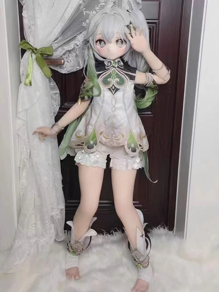 中国産　ミニbjdドール　少女12cm 2体 中国産 ミニbjdドール 少女12cm 2体