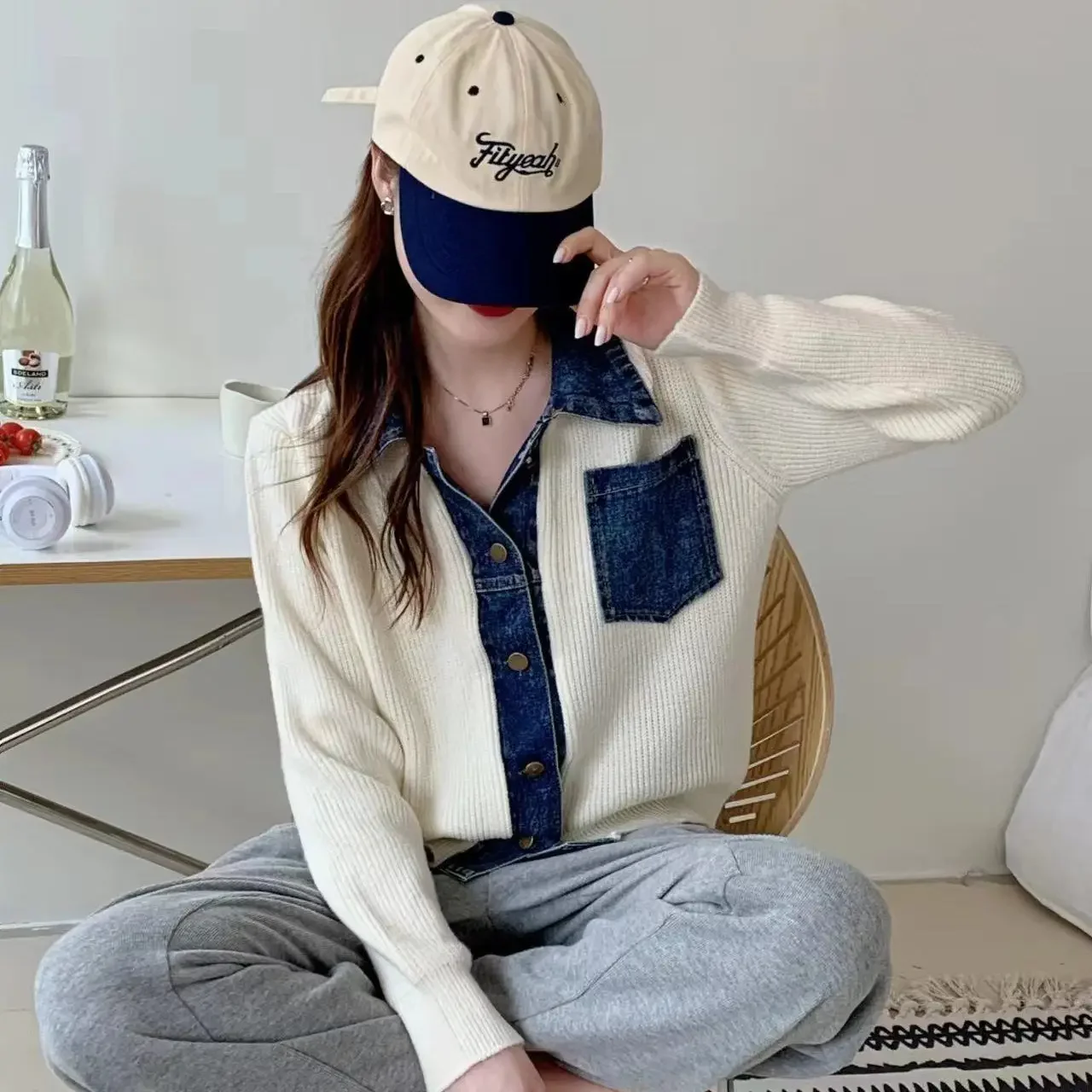 Small Spring Autumn Outerwears Female Jeans Coat Short Black Patchwork Crop Women's Denim Jackets Knitted 2024 New Collection In