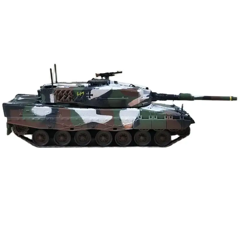 

German Leopard 2A4 main battle tank winter paint model 1:72 scale alloy and plastic gift collection simulation display
