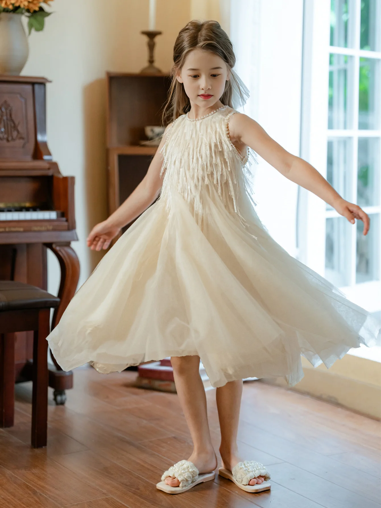 2025 الصيف الفتيات الصغيرات بلا أكمام فستان شبكي فستان الأميرة الأطفال موضة صد فستان 4-14 سنة الفتاة فستان أنيق