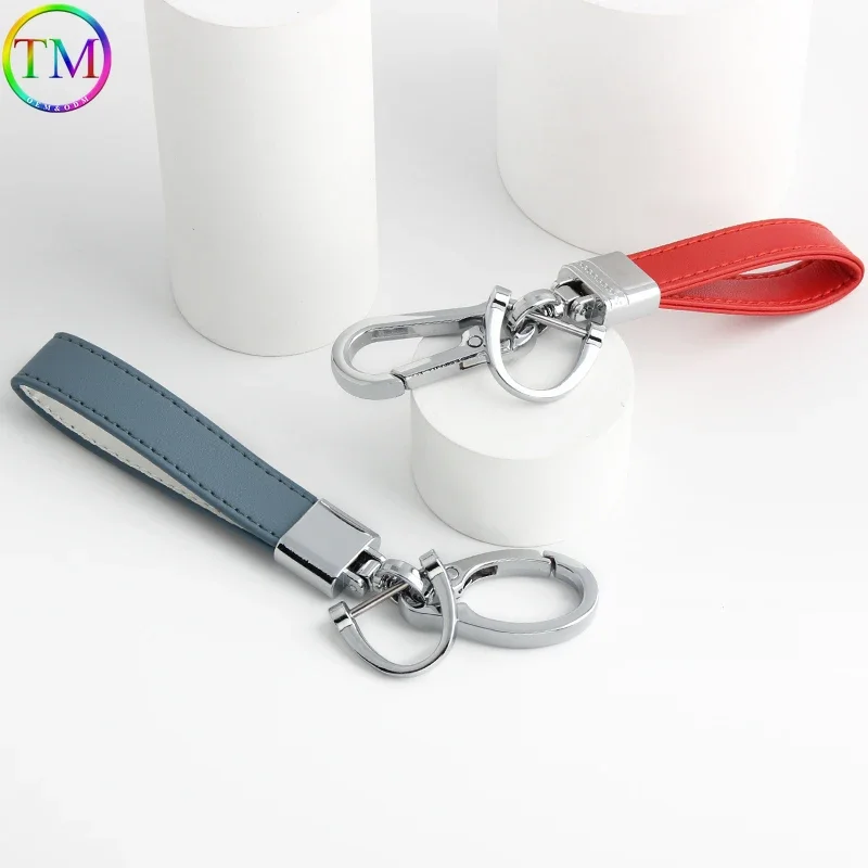 High-End Key Chain Metal Car Keychain Leather Unisex Personalized Pendant Creative Gift Decoration for Men Women Bag Accessories