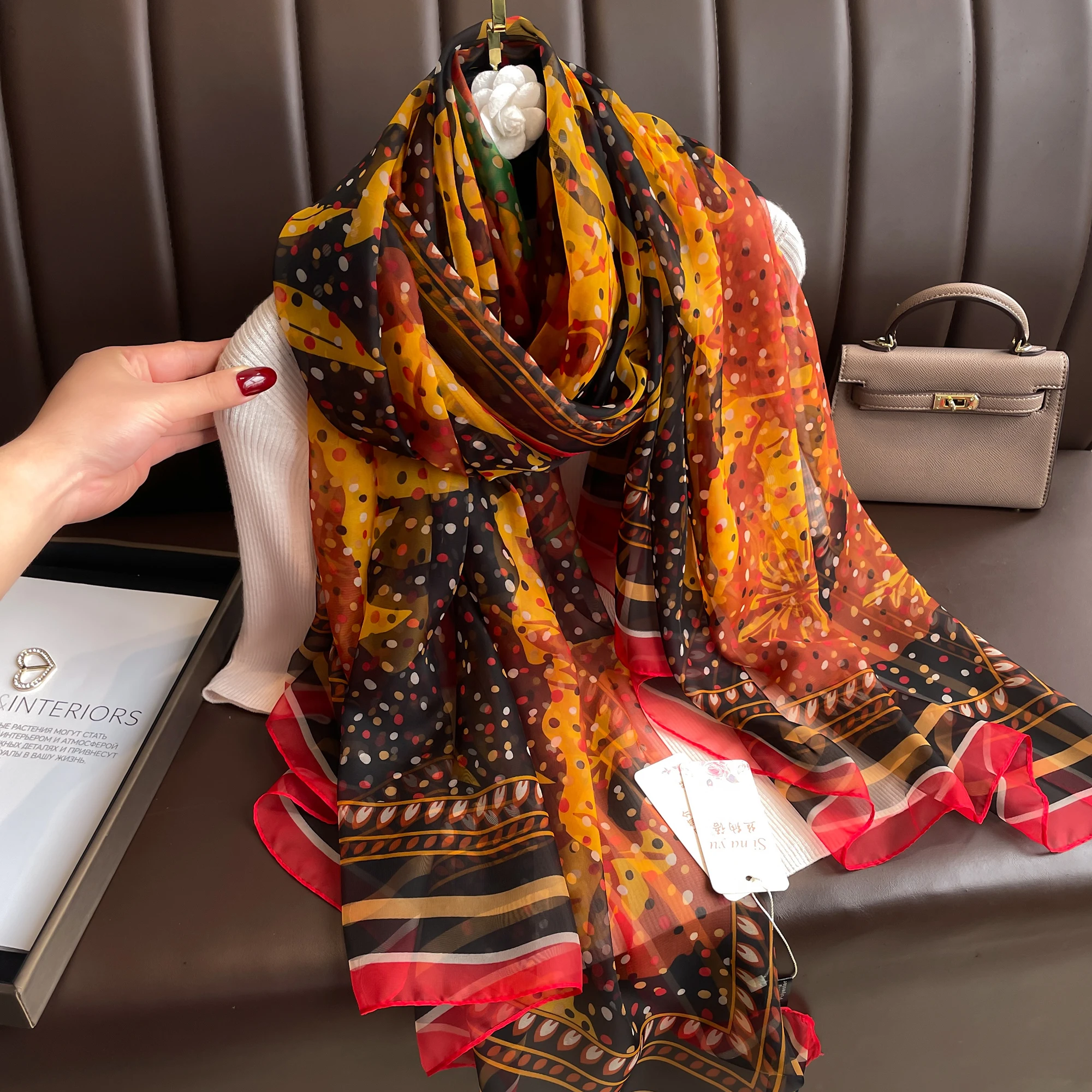 NEW Elegance Scarf Spring Summer Women Beach Sunscreen Fashion Soft Shawl High Quality Silk Lady Popular Print Scarves Hijab