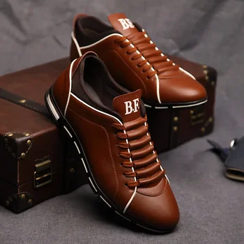 Scarpe casual alla moda da uomo Nuovo stile britannico Scarpe sportive per banchetti quattro stagioni da uomo Scarpe basse comode e resistenti all'usura 1