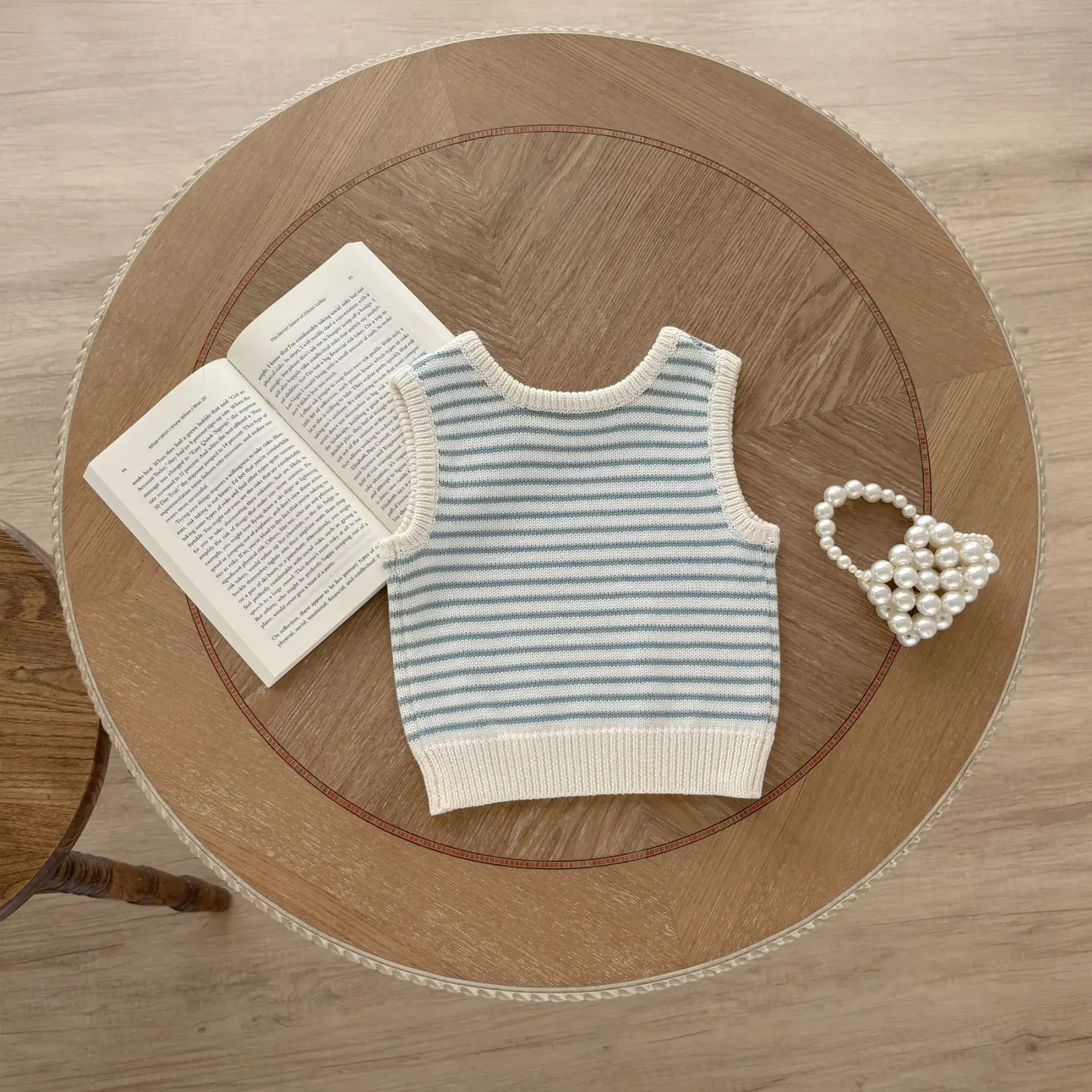 0-4세 여아용 줄무늬 민소매 스웨터 2026 봄  여아용 면 니트 조끼 부드러운 어린이 일상 레이어링 가을 풀오버 옷