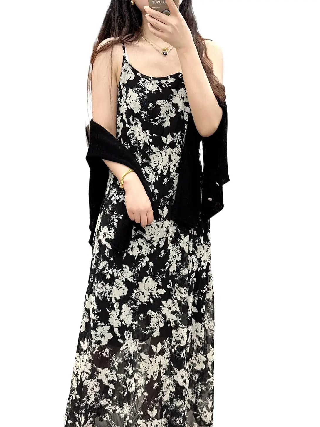 

Printed Spaghetti Strap Dress 2023 Fashion Backless Vintage Floral long maxi Dress French Style Elegant party Dress large size