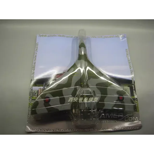 Модель літака Diecast AMER масштабу 2008 1/144 - Görsel 6