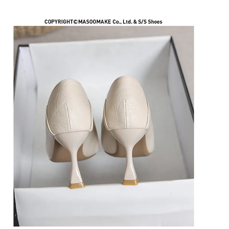 2024 Tidlige forårsnye højhælede, slanke hæle, spidse vanddiamantspænde, bløde læderarbejdssko_voghion.com