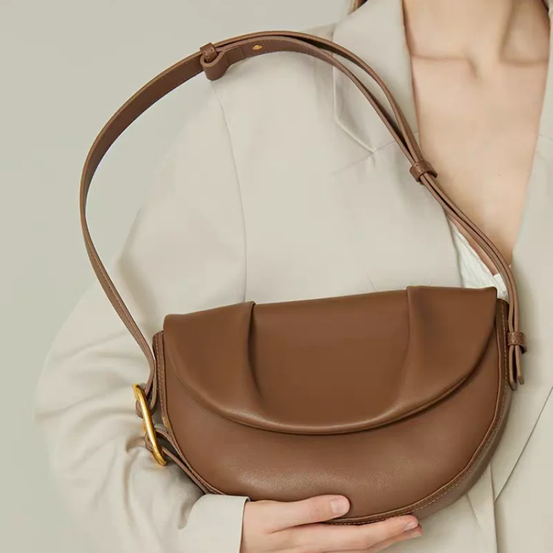 retro European crossbody bag