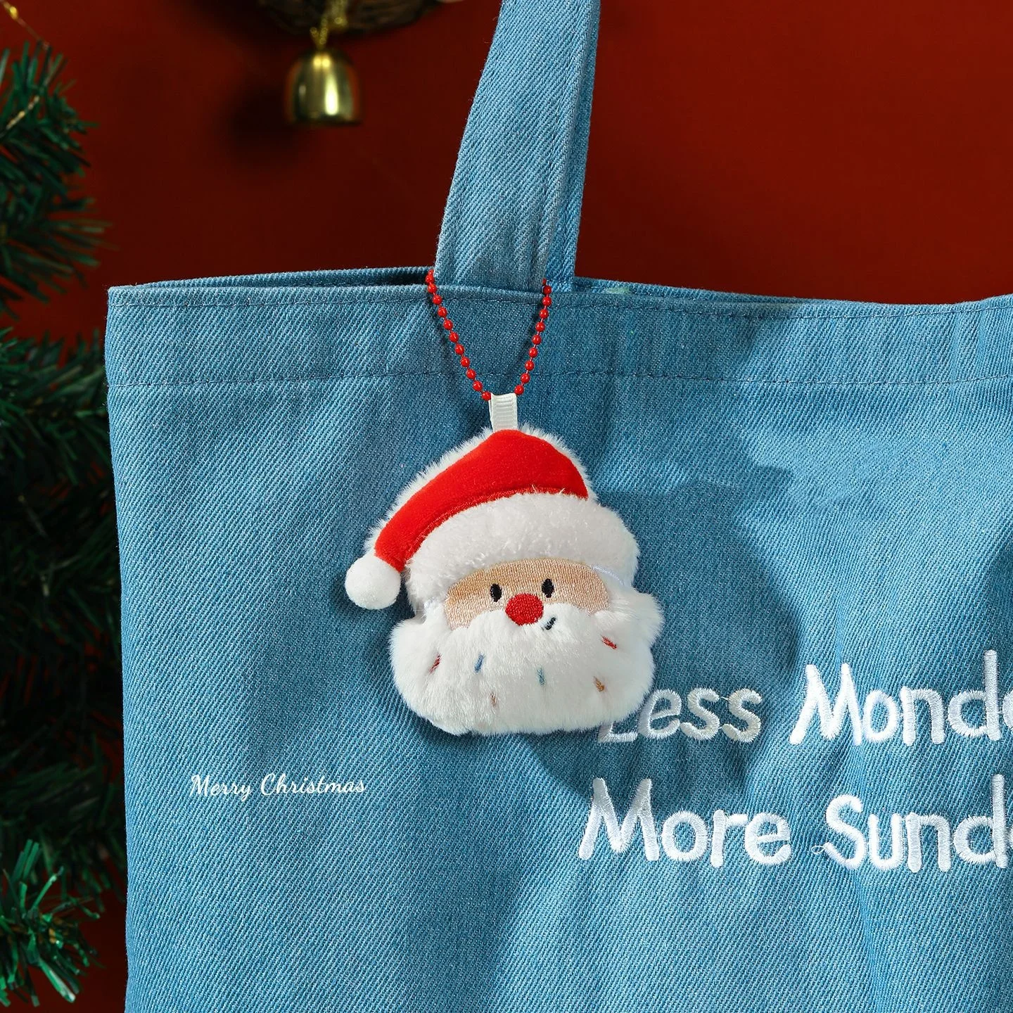 2Pcs Christmas Keychain Cartoon Plush Santa Claus Snowman Elk Doll Pendant Keyring Little Keychains Backpack Pendant Small Gift