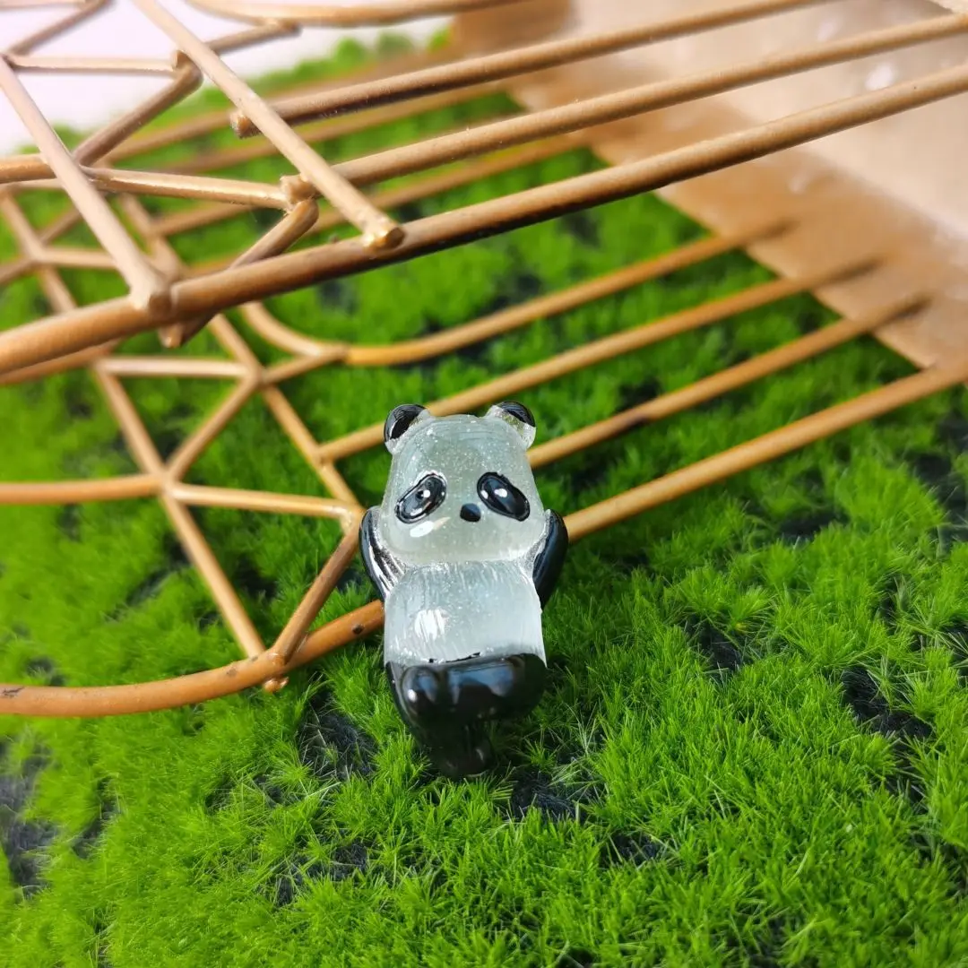 Panda Doll 1pc Shines in the Dark Micro Landscape Horticultural Potting Decoration Outdoor Courtyard Lawn Decoration