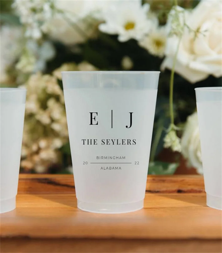 customized-frosted-shatterproof-flex-cups-personalized-wedding-favor-cups-wedding-favors-minimalistic-wedding-modern-wedding