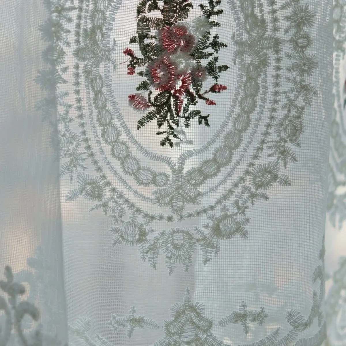 Weißer kurzer Gaze-Türvorhang, Spitze, Rose, Stickerei, Küche, pastorale Trennwand, Erkerfenster, Schrank, Schlafsaal-Vorhang – Detail 13