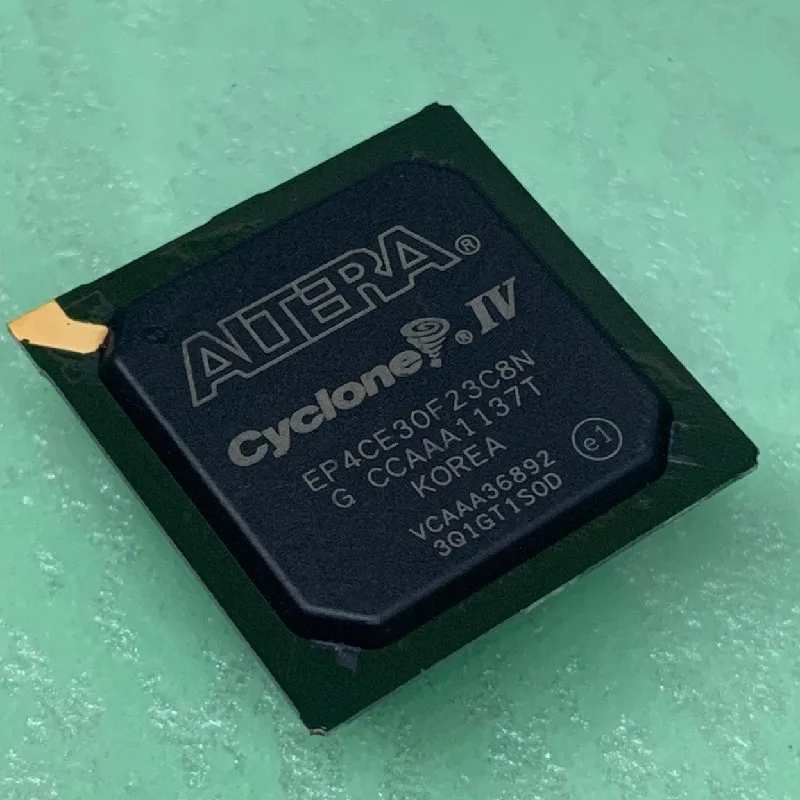 

Новая Оригинальная фотография, EP4CE30F23C8N BGA484, 1 шт.