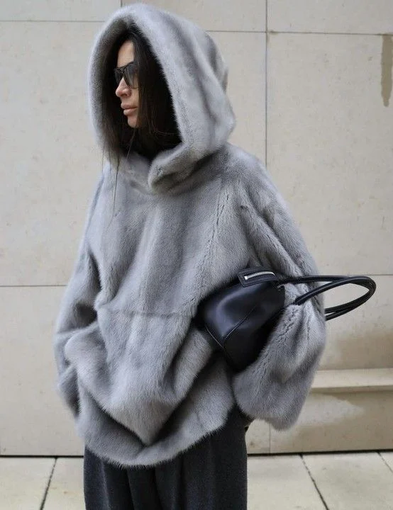Women's Fluffy Faux Fur Hoodie Oversized Pullover Thick Warm Winter Sweatshirt Cozy Chic Elegant Luxe Outerwear