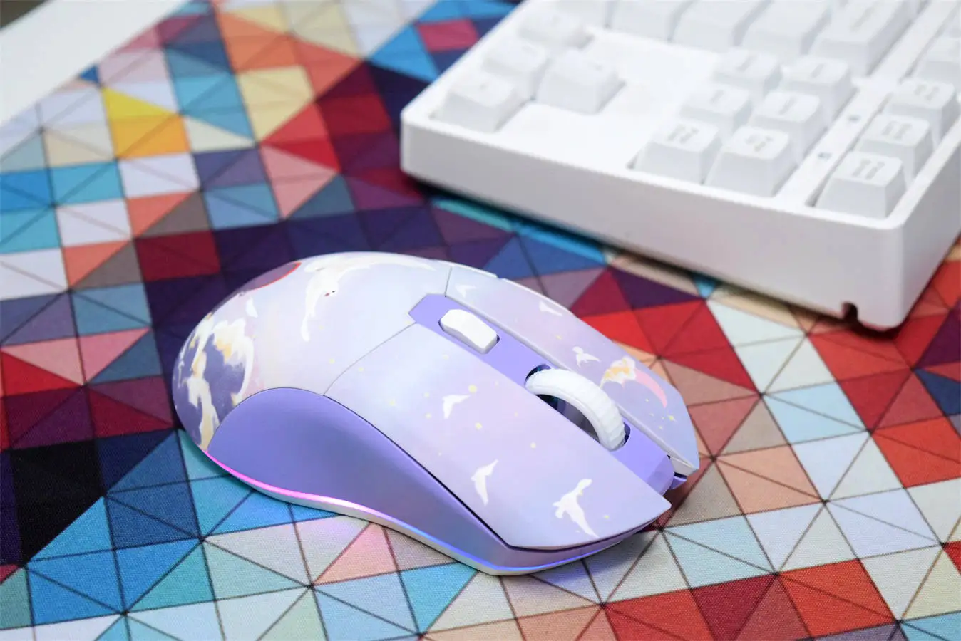 Mouse sem Fio Dream Encounter com Base de Carregamento para Menina Mouse Jogo com Luz Rgb Mouse Leve para Jogos 2.4g Em901 Roxo Novo - Imagem 2