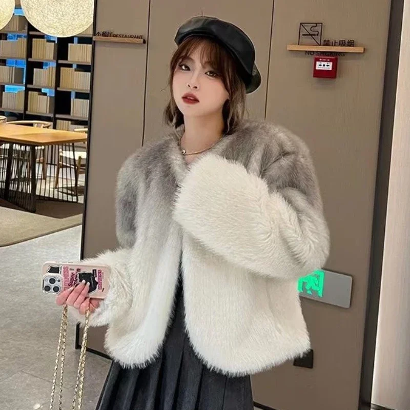 Korean Style Temperament Women Imitation Fur Coat Fashion Gradient Color O-neck Short Outwear Winter Female Faux Fox Fur Jacket