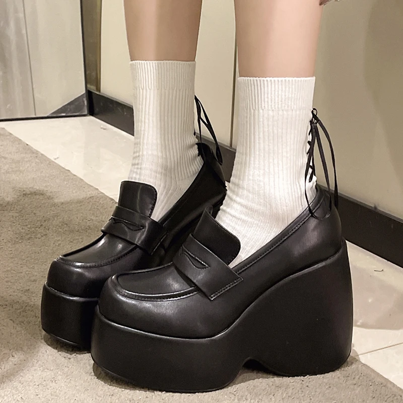 

Туфли женские на платформе и квадратном каблуке, модные лоферы в стиле панк, Повседневная Классическая обувь на танкетке, черные туфли-лодочки