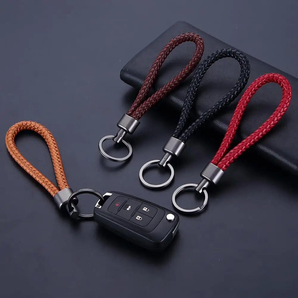 

Car Keychain Creative Lightweight Hand Knitting Faux Leather Car Key Chain Decor Accessory Car Key Ring Key Chain