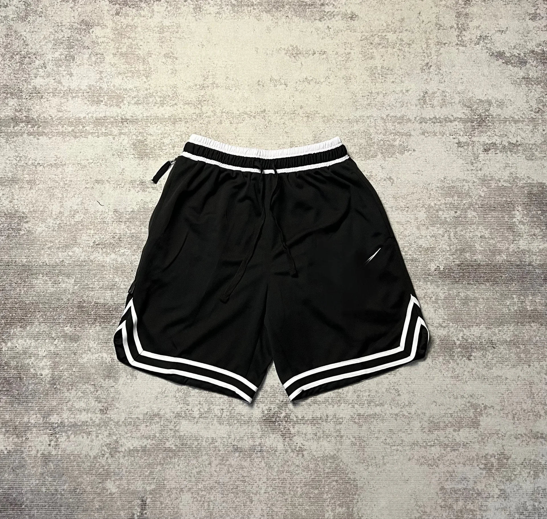 American Street Basketball Shorts Elite Quick Dry Training Five-Quarter Pants Men's DNA Embroidery Sports Wear for Skateboarding